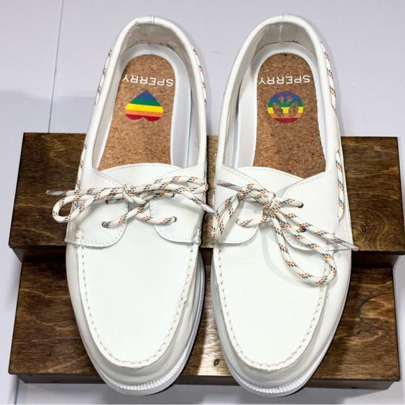 Sperry Men’s Authentic Original 2-Eye Pride Boat Shoes Size 10 Worn Once Indoors - Picture 2 of 8